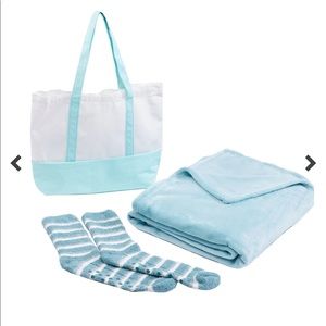 HomeSuite Essentials Tote Bag with Throw & Socks